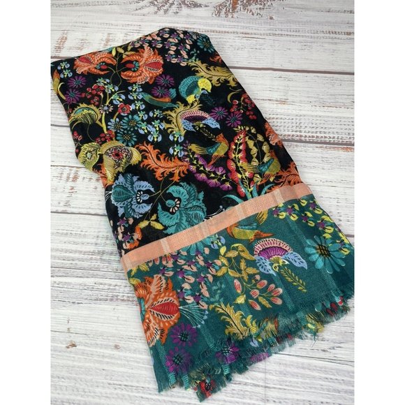 Beautiful Floral Lightweight Fringe Scarf 36"x72" Bohemian Boho Chic - Picture 5 of 6